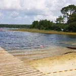 Reve De Bisca Spacieux Climatise Avec Jardin Privatif Piscine Et Parking Prives بيسكاروس