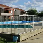 Reve De Bisca Spacieux Climatise Avec Jardin Privatif Piscine Et Parking Prives بيسكاروس