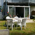 Reve De Bisca Spacieux Climatise Avec Jardin Privatif Piscine Et Parking Prives Daire *