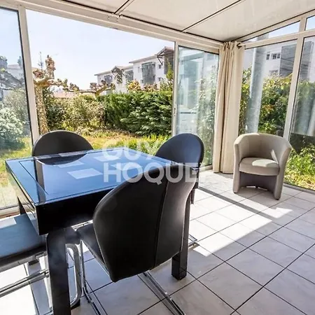 Reve De Bisca Spacieux Climatise Avec Jardin Privatif Piscine Et Parking Prives Apartmán Biscarrosse