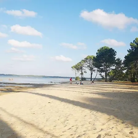 Reve De Bisca Spacieux Climatise Avec Jardin Privatif Piscine Et Parking Prives