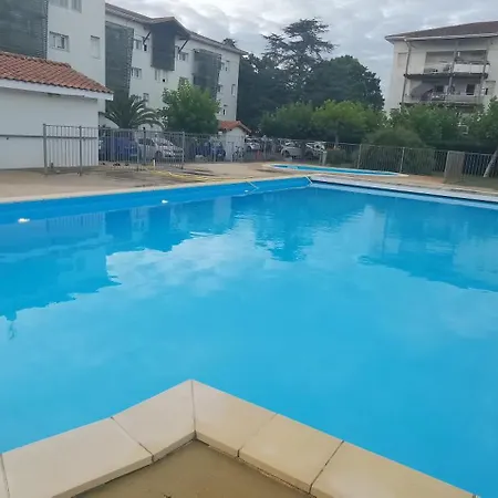 Reve De Bisca Spacieux Avec Jardin Privatif Piscine Et Parking Prives Apartment *