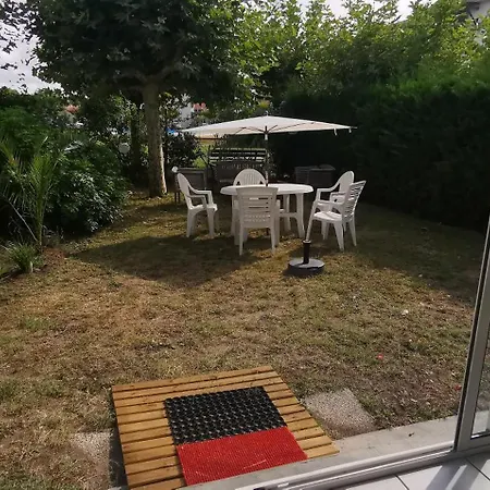 Reve De Bisca Spacieux Avec Jardin Privatif Piscine Et Parking Prives