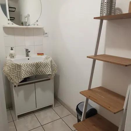 Reve De Bisca Spacieux Avec Jardin Privatif Piscine Et Parking Prives